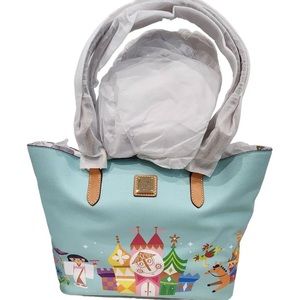 Nwt Dooney and Bourke Disney 2019 It’s a small world tote ❤️🎆✨